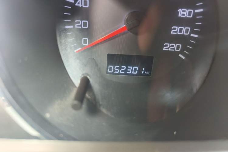 Used Dongfeng Aeolus S30 2013 1.6L Manual Dual-Fuel CNG Model