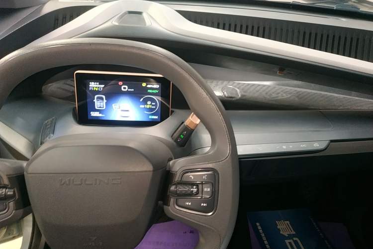 Used Wuling NAMMIEV 2021 Playful Model – High-Power Version