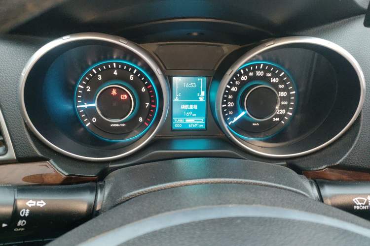 Used BAIC Weiwang S50 2016 1.5T Manual Joyful Elite Edition