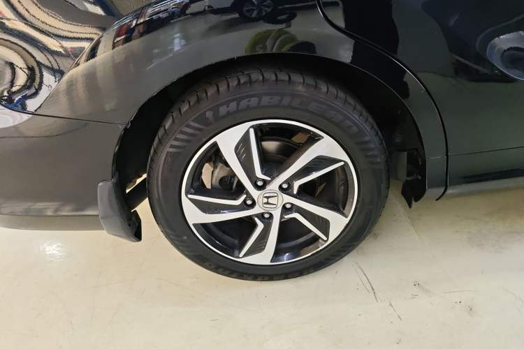 Used Honda Odyssey 2015 Revised Version 2.4L Supreme Edition