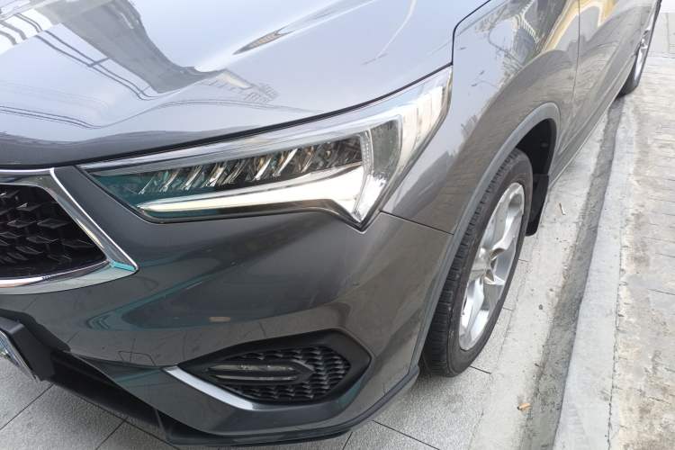 Used Acura CDX 2019 1.5T Two-Wheel Drive Deluxe Edition