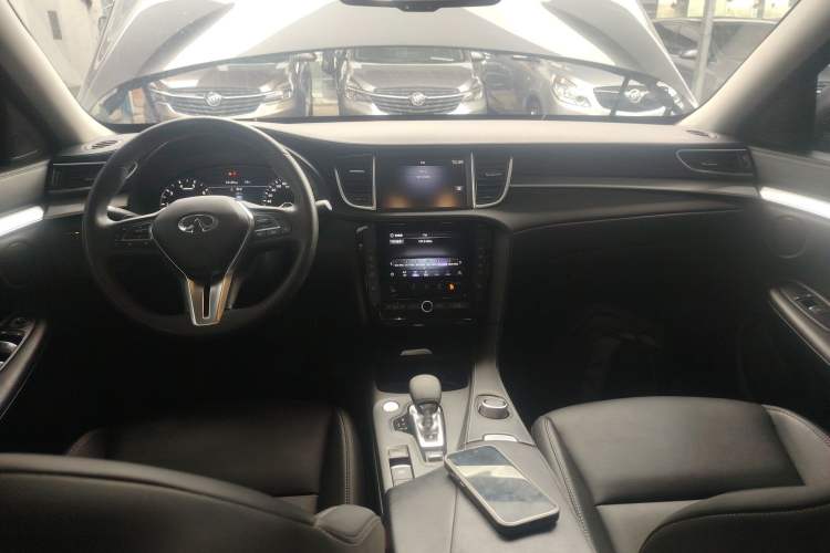 Used Infiniti QX50 2020 2.0T Two-Wheel Drive Fashion Edition Center Console