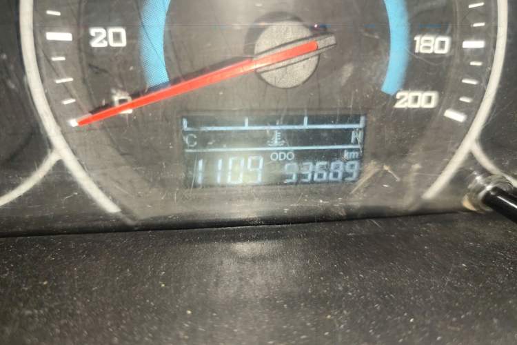 Used Wuling Rongguang V 2016 1.5L Standard Version
