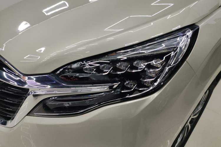 Used Buick GL8 2020 ES Land Cruiser 653T Luxury Edition