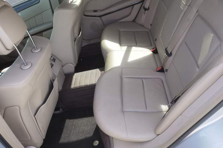 Used Mercedes-Benz E-Class 2013 E 260 L CGI Elegant Model