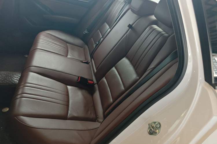 Used Honda Inspire 2019 Rui·Hybrid 2.0L Jingyue Edition China VI Emission Standard Left Rear Seat