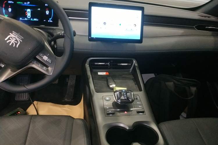 Used BYD Qin PLUS 2025 DM-i Smart Drive 55KM Leading Model