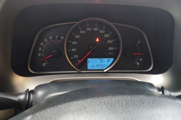 Used Toyota RAV4 2015 2.0L CVT Two-Wheel Drive Fashion Edition