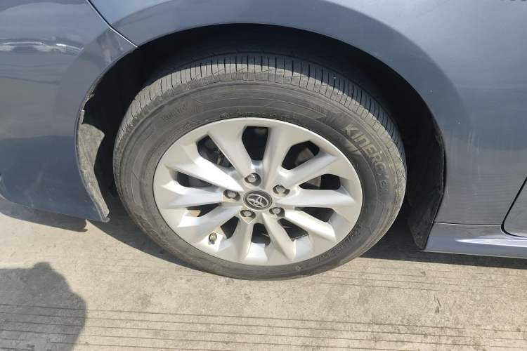 Used Toyota Corolla 2021 Dual-Motor 1.8L E-CVT Elite Edition
