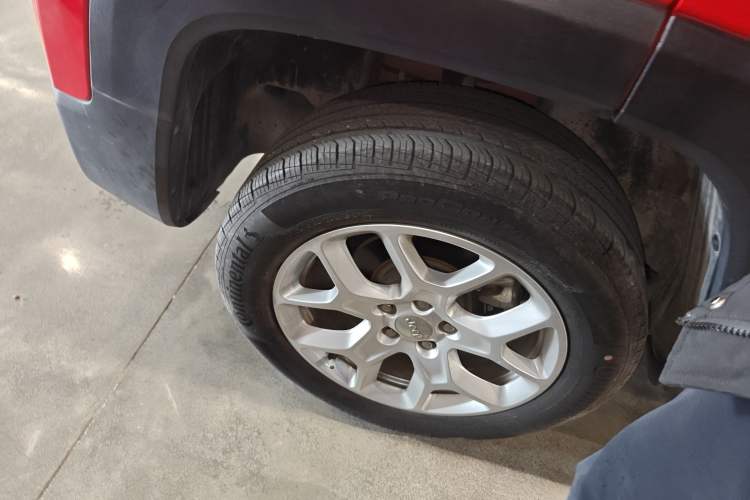 Used Jeep Renegade 2017 180TS Automatic Four-Wheel Drive Yue Neng Convertible Edition