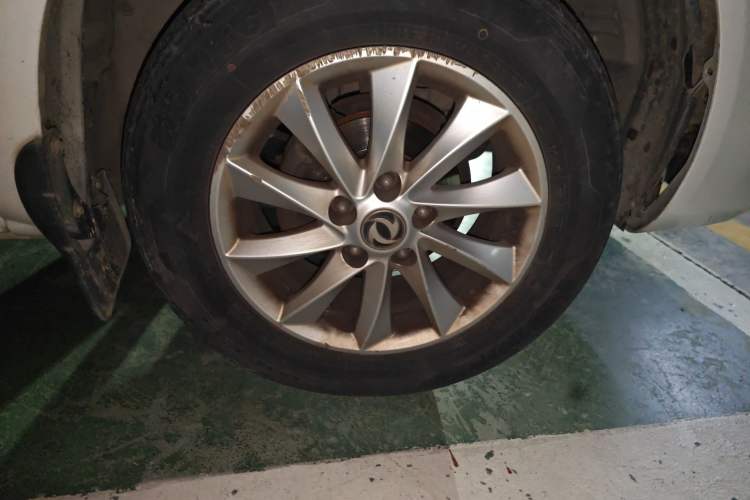 Used FORTHING Lingzhi 2018 M5 1.6L 7-Seater Luxury Model
