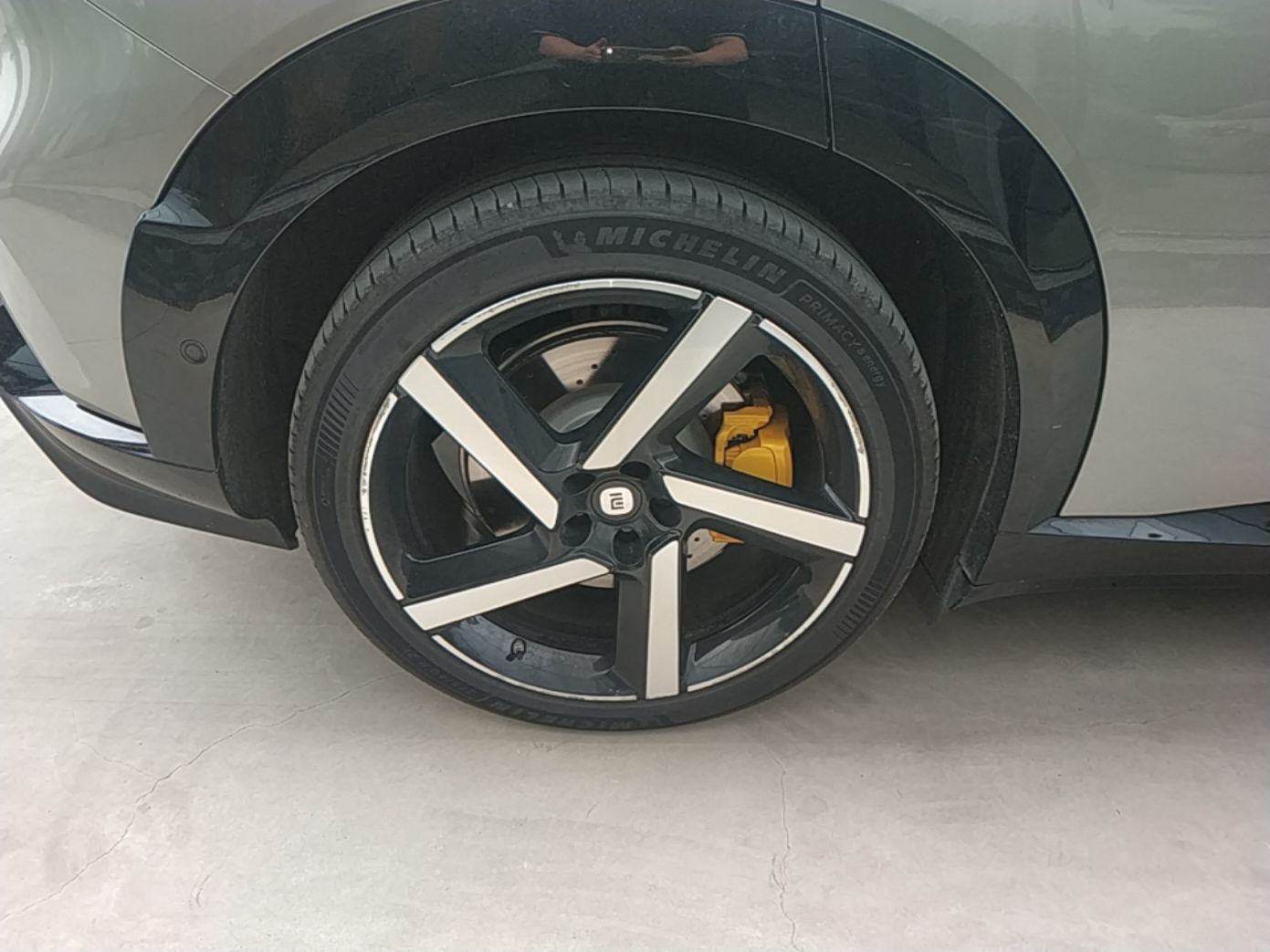 Xiaomi Auto YU7 2025 Ultra-Long Range High-Performance All-Wheel-Drive Max Edition — снимка 11