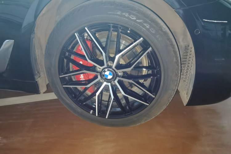 Used BMW 5 Series 2020 525Li M Sport Package
