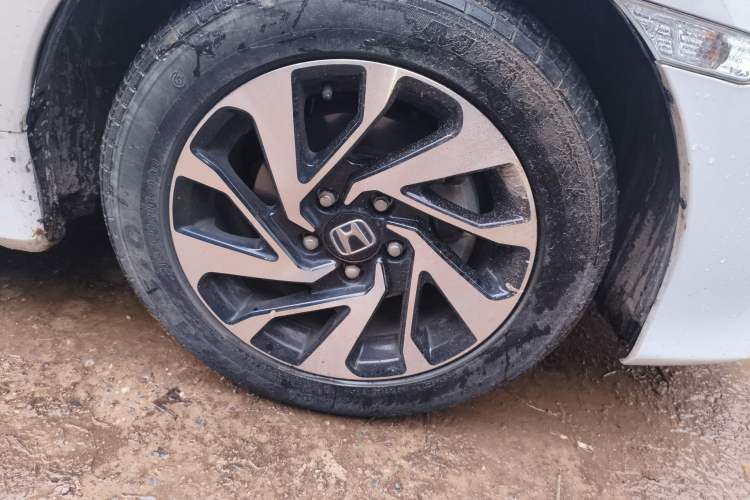 Used Honda Civic 2016 220TURBO CVT Luxury Edition