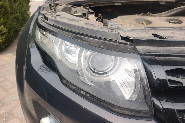 Used Land Rover Range Evoque 2013 2.0T 5-Door Ignite Edition Right Front Headlight