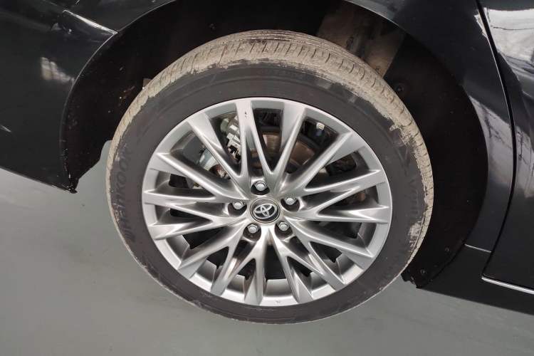 Used Toyota Avalon 2022 Dual-Engine 2.5L XLE Premium Edition
