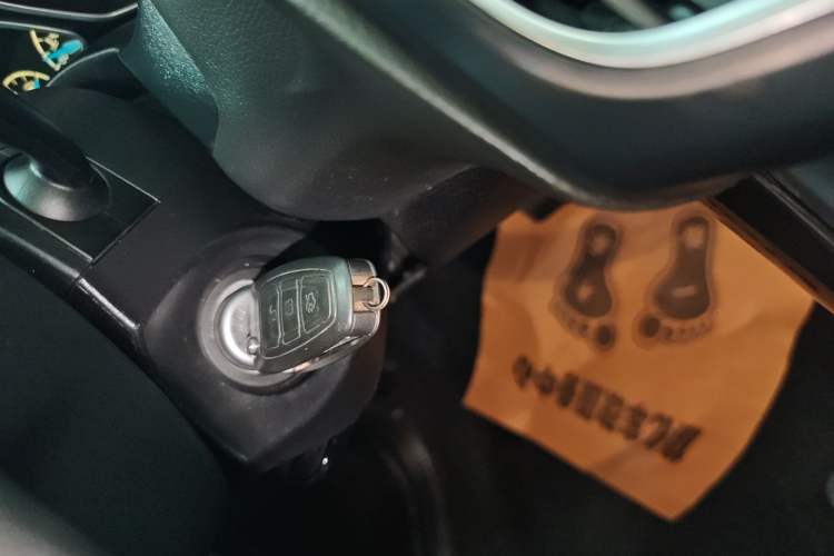 Used Ford Focus 2015 Sedan EcoBoost 180 Automatic Elite Model Vehicle Key