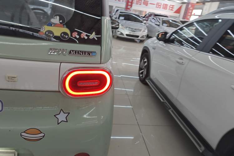 Used Wuling Hongguang MINIEV 2024 3rd Generation 215km Advanced Version
