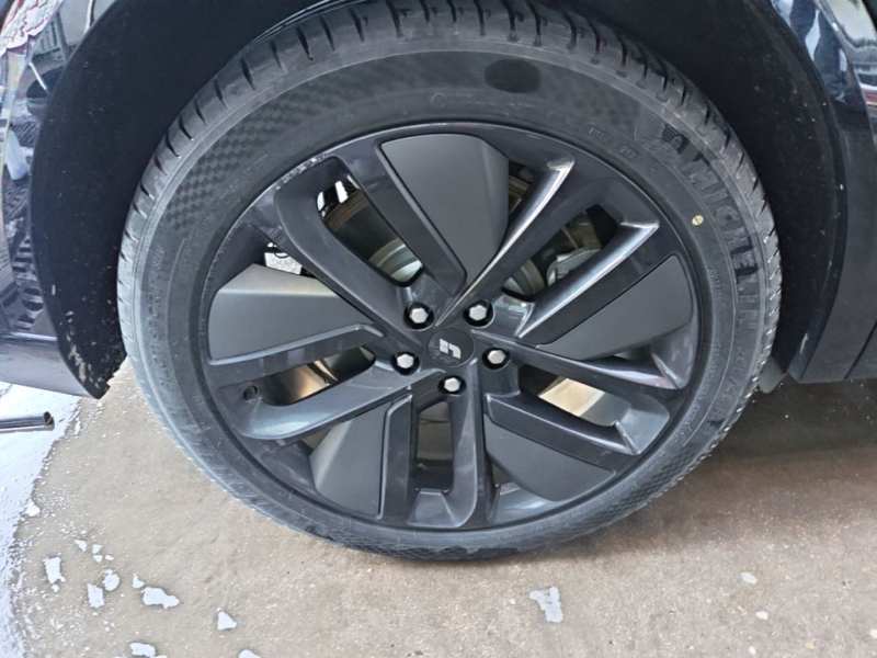 Used Li Auto L9 2023 Pro Model — 25