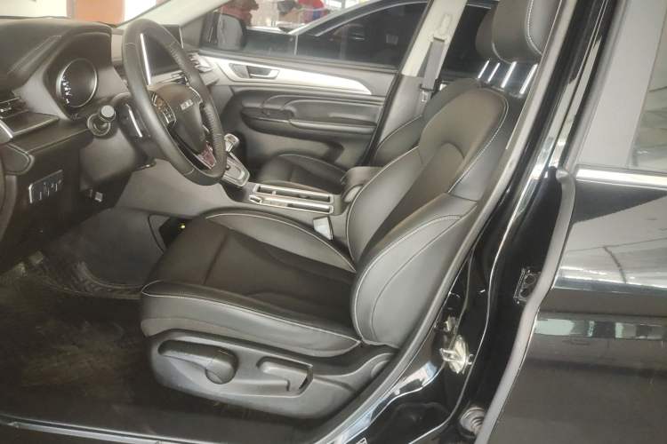 Used Haval M6 2021 PLUS 1.5T DCT Luxury Smart Connectivity Model Left Front Seat