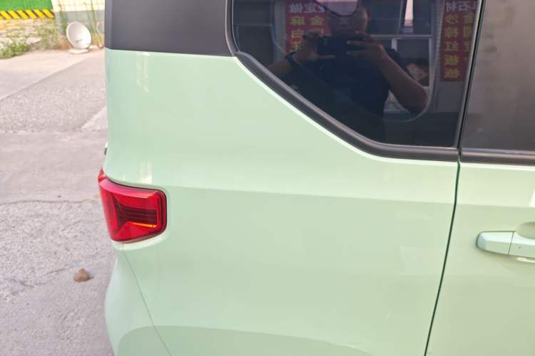 Used Wuling Hongguang MINIEV 2021 Macaron Fashion Edition Lithium-Ion Battery
