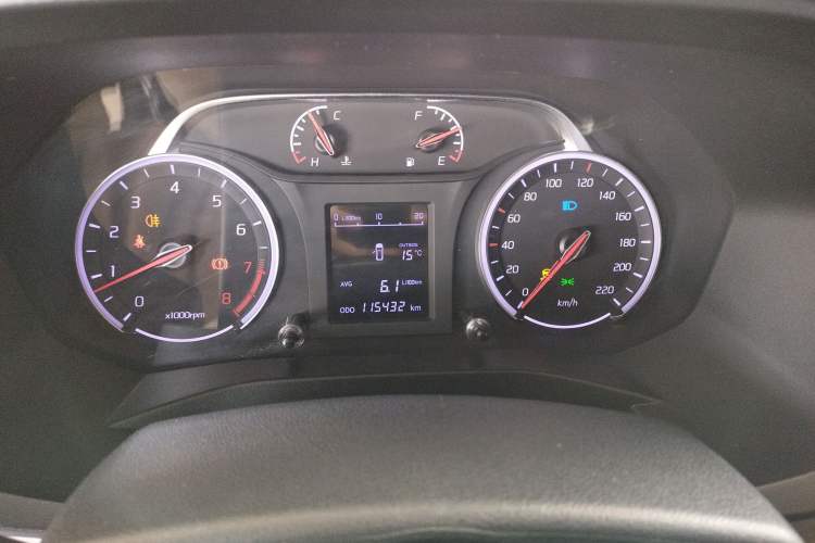 Used Land X2 2017 1.6L Manual Sharp Edition
