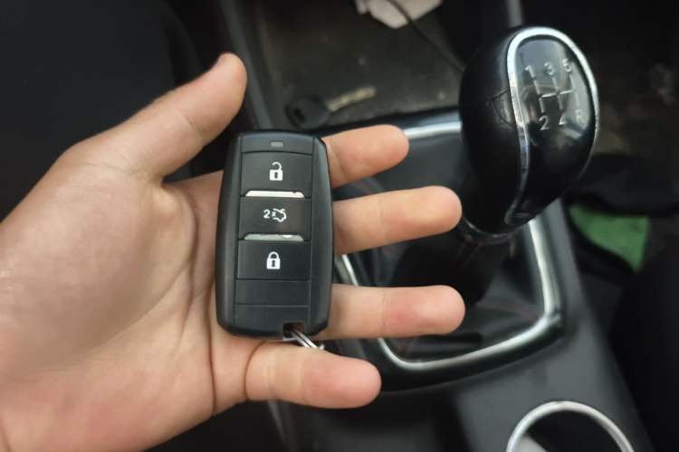 Used CHANGAN OSHAN A800 2018 1.6L Manual Smart Network Model Vehicle Key