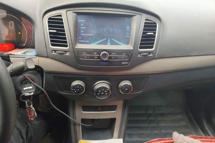 Used Roewe 350 2014 1.5L Manual Swift Edition