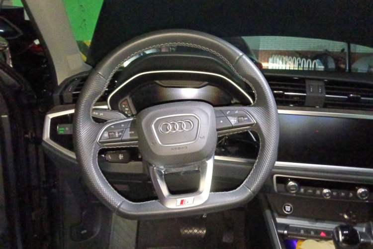 Used Audi Q3 Sportback 2023 40 TFSI Fashion Model