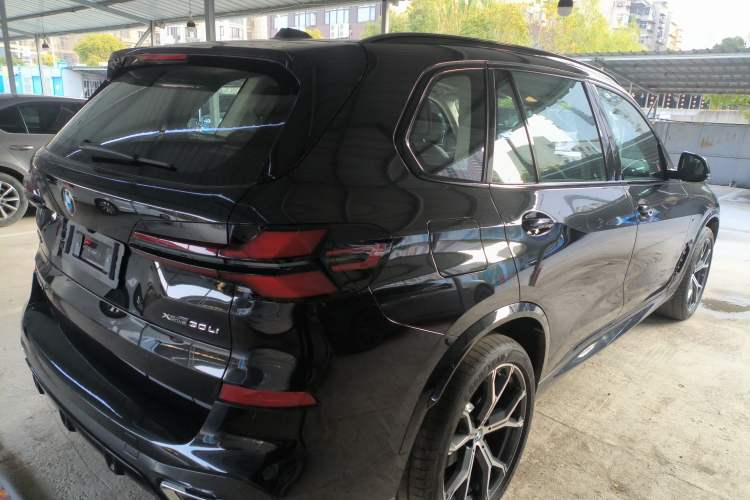 Used BMW X5 2025 Model, xDrive 30Li Prestige M Sport Night Package