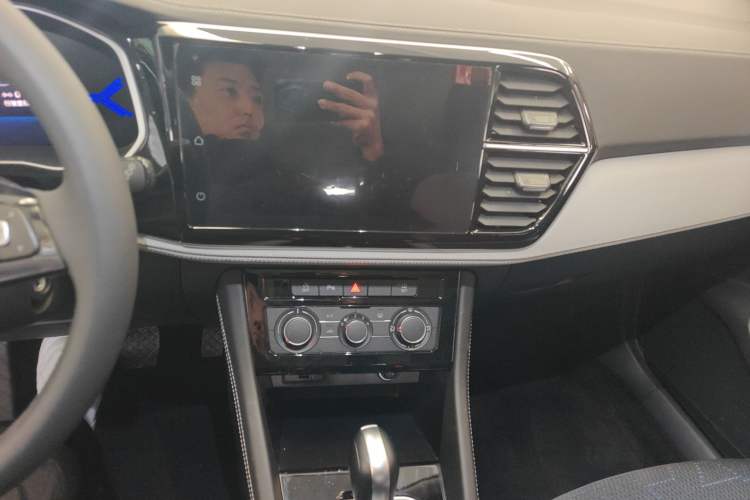 Used Jetta VS7 2024 280TSI Automatic Pioneer Edition