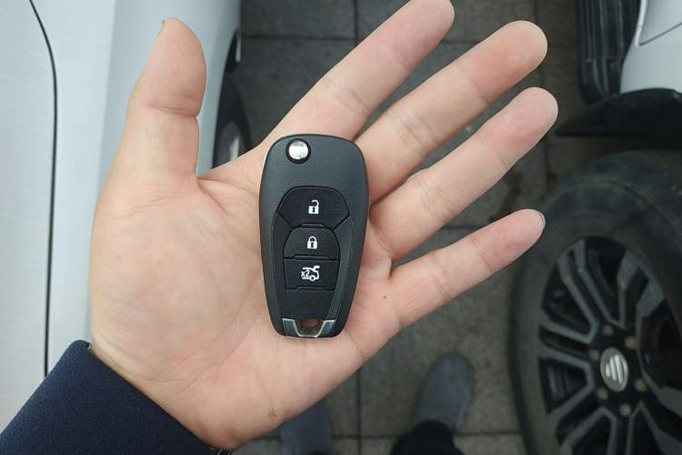 Used Chevrolet Cavalier 2022 325T Automatic Enjoyment Edition Vehicle Key