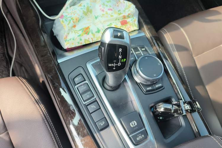 Used BMW X5 2017 xDrive35i Elegant Edition Gear Lever