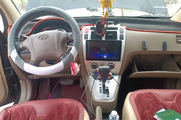 Used Hyundai Tucson 2009 2.0L Automatic Two-Wheel Drive with Sunroof