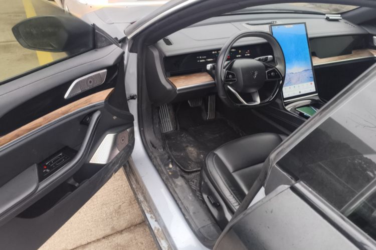 Used NETA S 2022 Extended-Range Version 1160 km Range Rear-Wheel Drive Mid-Grade
