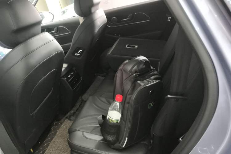 Used Chery Fengyun T9 2024 120 Long-Range Flagship Version 7 Seats Ternary Lithium
