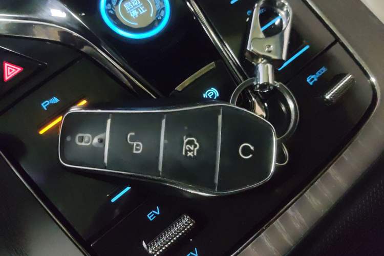 Used BYD Han 2025 DM-i Intelligent Driving Edition 125KM LiDAR Flagship Model
