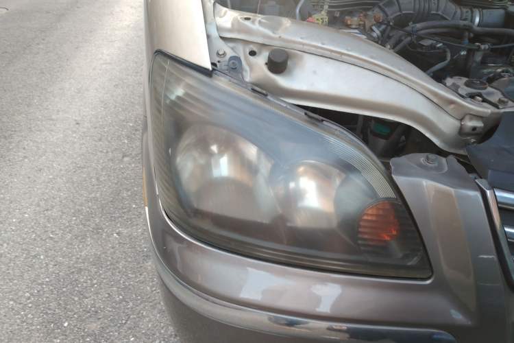 Used FORTHING Lingzhi 2013 M3 1.6L 7-Seater Luxury Model
