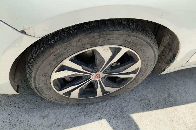 Used Roewe 360 2017 1.5L Automatic Luxury Edition
