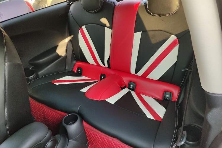 Used MINI MINI 2018 1.5T ONE PLUS
