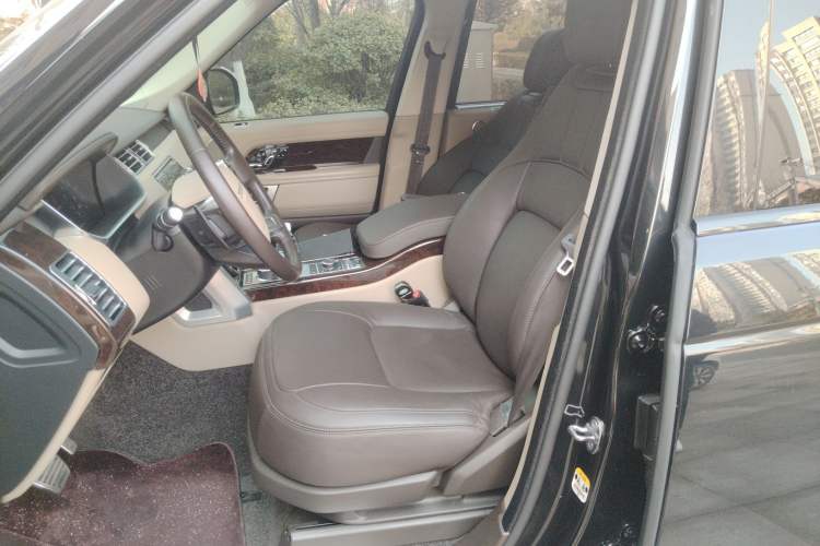 Used Land Rover Range Rover 2021 3.0 L6 Century Extended Classic Edition