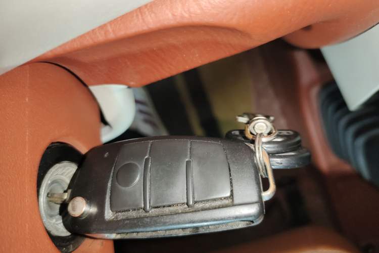 Used Suzuki Wagon R 2012 All-Purpose Model 1.4L Manual VVT Standard Version China IV
