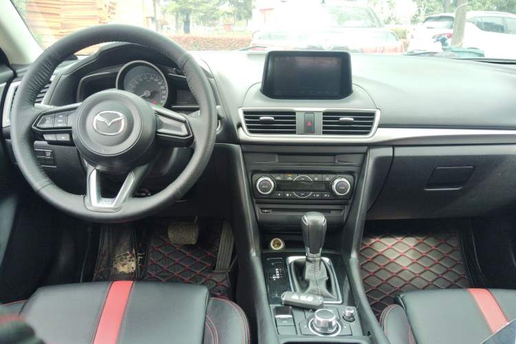 Used Mazda 3 Axela 2017 Sedan 1.5L Automatic Luxury Model Emission Standard China V
