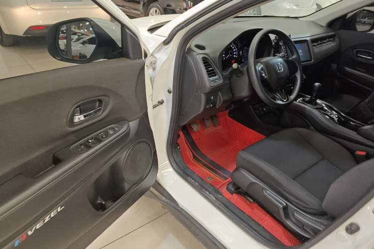 Used Honda Vezel 2019 1.5L Manual Comfort Version China VI
