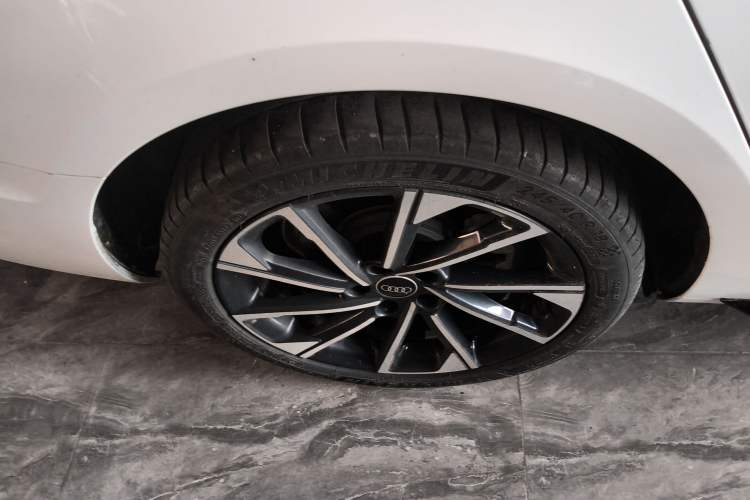 Used Audi A4L 2023 40 TFSI Luxury Dynamic Model
