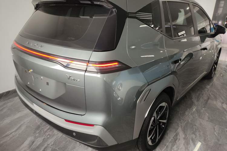 Used AION Y 2023 Younger Star Edition
