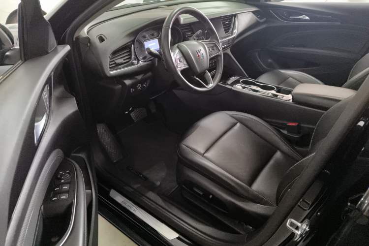 Used Buick Regal 2024 25T Deluxe Edition