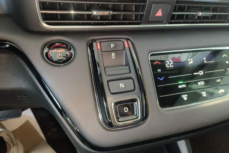 Used Honda Odyssey 2024 2.0L eHEV Sharp & Enjoy Edition