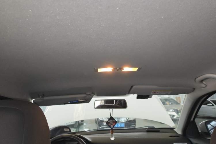 Used Volkswagen Lavida 2017 1.6L Manual Fashion Edition
