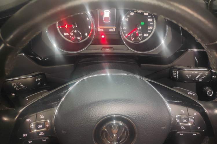 Used Volkswagen Tiguan L 2017 330TSI Automatic Two-Wheel Drive Luxury Edition
